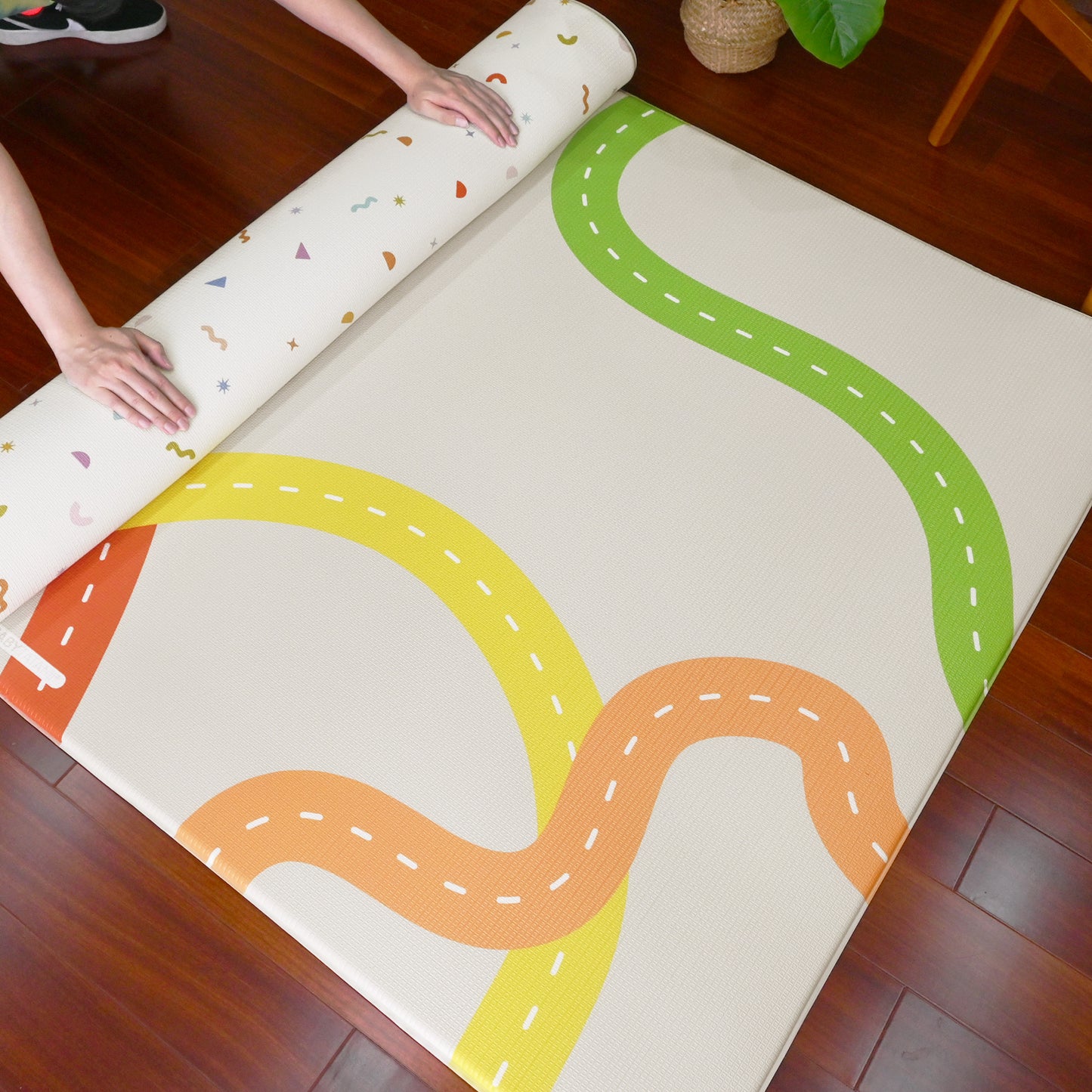 MAT TPU 200 * 140 CM CONFETTI / CIRCUIT